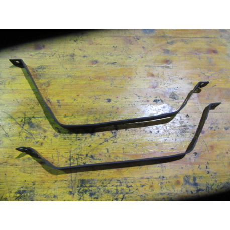 TANKBAND LINKS & RECHTS, HYUNDAI ix35 2WD