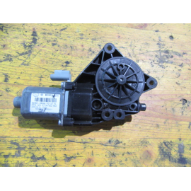 MOTOR FENSTERHEBER LINKS VORNE, HYUNDAI i30 CW (FD)