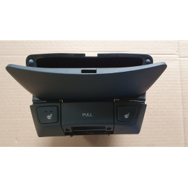 ASCHENBECHER UND ABLAGE MITTELKONSOLE, HYUNDAI i30 (FD)