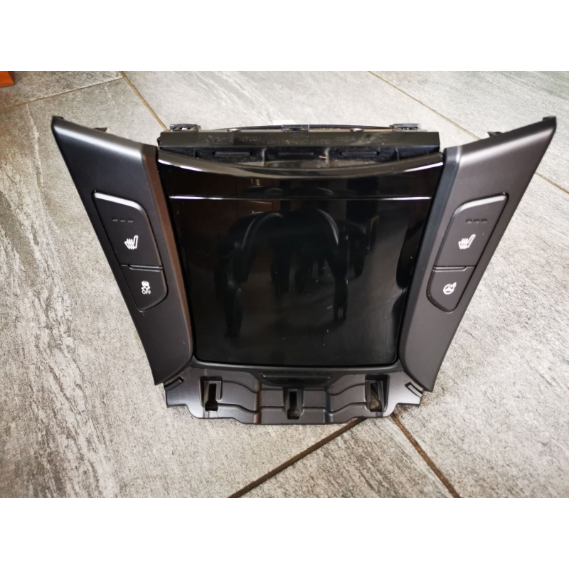 HYUNDAI i40 KONSOLE USB iPod AUX 12V SCHALTER SITZHEIZUNG LENKRAD