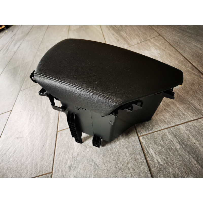 HYUNDAI i40 MITTELKONSOLE ARMLEHNE BOX - KTAS KG Shop