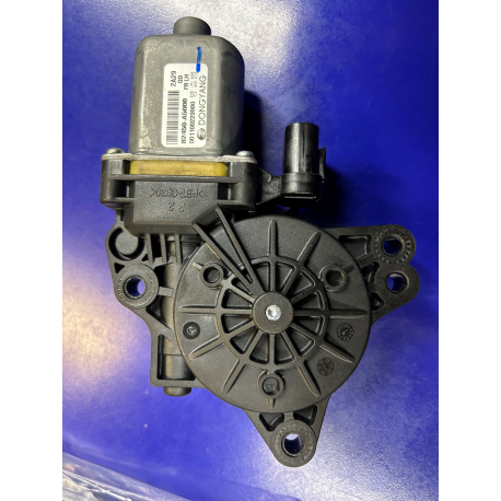 MOTOR FENSTERHEBER LINKS VORNE HYUNDAI I30 (GD)